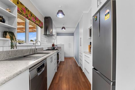 Photo of property in 26 Fenruss Street, Fairy Springs, Rotorua, 3015