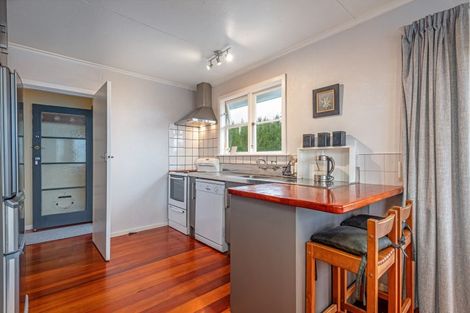 Photo of property in 14 Ranfurly Road, Pahiatua, 4984