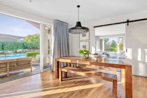 Photo of property in 1 Norfolk Drive, Cambridge, 3434