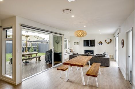 Photo of property in 12 Hikawera Drive, Frimley, Hastings, 4120