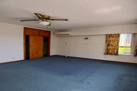 Photo of property in 60 Hillsborough Road, Hillsborough, Auckland, 1042