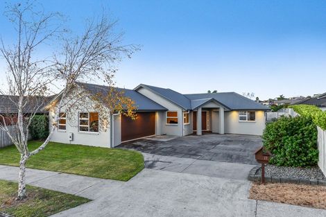 Photo of property in 17 Compton Grove, Huntington, Hamilton, 3210