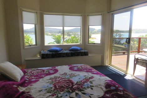 Photo of property in 13 Bush Point Road, Cable Bay, 0420