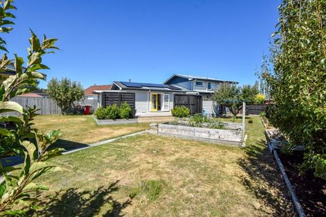 Photo of property in 10 Fairbrother Street, Carterton, 5713