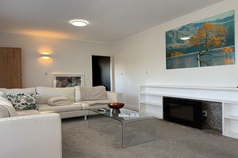 Photo of property in 23a Waiwera Place, Waiwera, Orewa, 0994