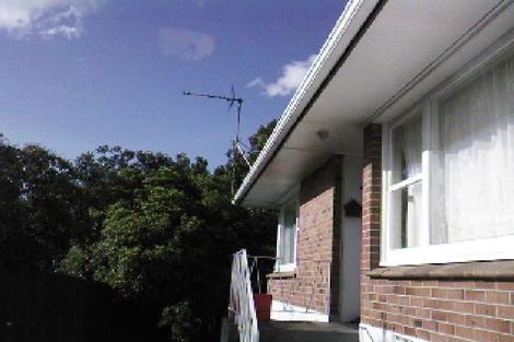 Photo of property in 2/2 Dowling Place, Pakuranga, Auckland, 2010