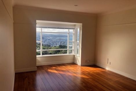 Photo of property in 9 Connaught Terrace, Brooklyn, Wellington, 6021