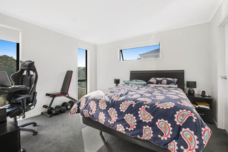 Photo of property in 83 Marellen Drive, Red Beach, 0932