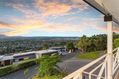 Photo of property in 75 Whaka Terrace, Huntsbury, Christchurch, 8022