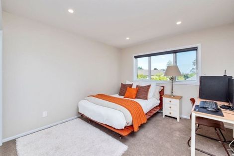 Photo of property in 9 Manu Place, Pinehill, Auckland, 0632