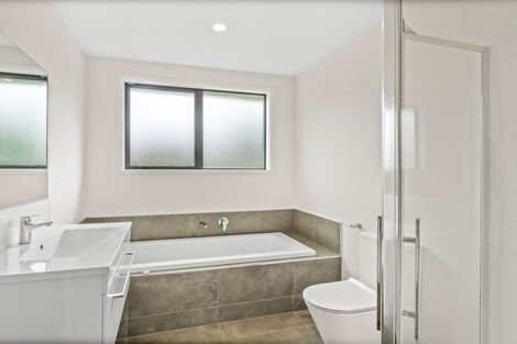 Photo of property in 33 Robert Duncan Road, Belfast, Christchurch, 8051