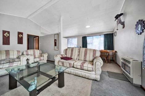Photo of property in 39 Fairfield Road, Hawera, 4610