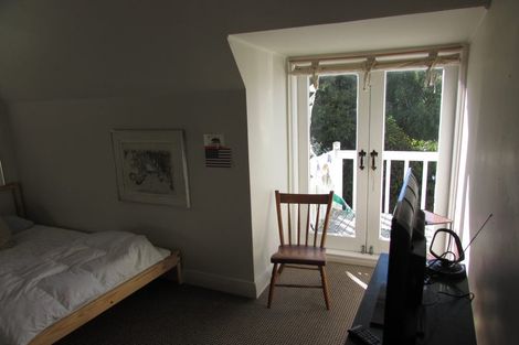 Photo of property in 404 Muritai Road, Eastbourne, Lower Hutt, 5013