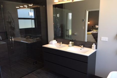 Photo of property in 2 Helen June Avenue, Flagstaff, Hamilton, 3210