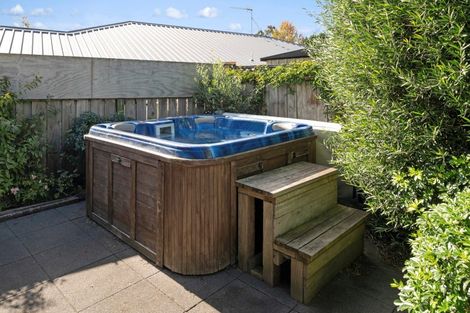 Photo of property in 51 Kiddle Drive, Hilltop, Taupo, 3330