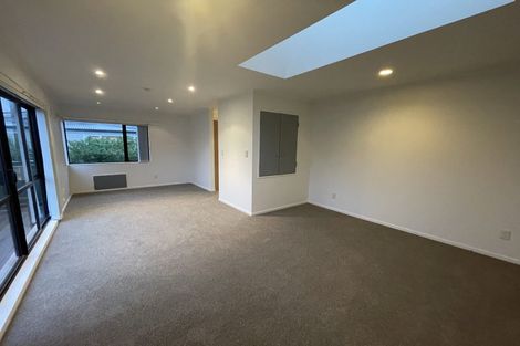 Photo of property in 1/72 Derwent Street, Island Bay, Wellington, 6023