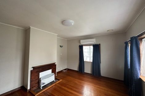 Photo of property in 69 Bell Road, Waiwhetu, Lower Hutt, 5010