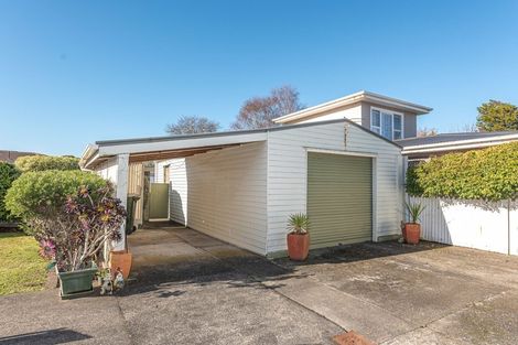 Photo of property in 4 Camellia Avenue, Aramoho, Whanganui, 4500