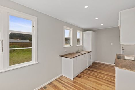 Photo of property in 68 Molesworth Street, Taita, Lower Hutt, 5011