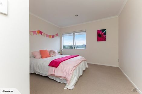 Photo of property in 1 Cumulus Way, Ranui, Auckland, 0612