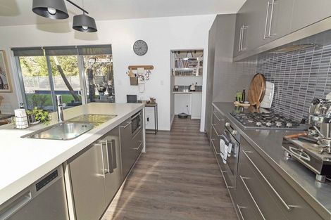 Photo of property in 1 Lakeside Terrace, Westport, 7892