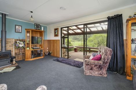 Photo of property in 196 Fairfax Street, Murchison, 7007