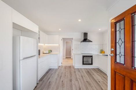 Photo of property in 4 Alice Street, Riverhead, 0820