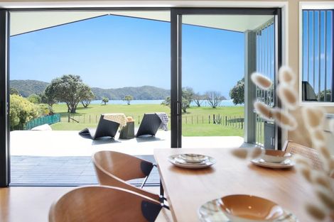 Photo of property in 759 Whangaruru North Road, Whangaruru, Russell, 0184