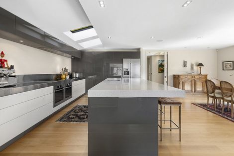 Photo of property in 160 Breaker Bay Road, Breaker Bay, Wellington, 6022