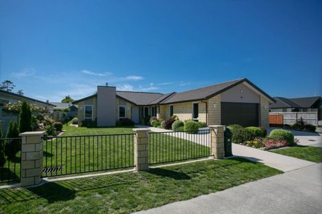 Photo of property in 10 Plescher Crescent, Leamington, Cambridge, 3432