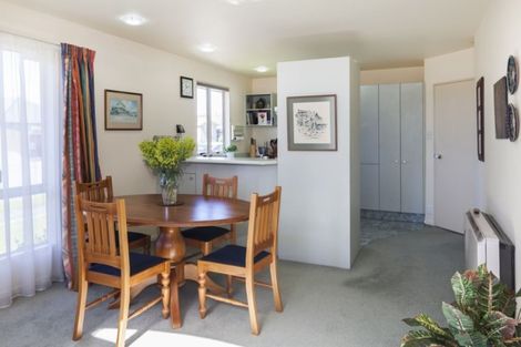 Photo of property in 2 Blairdon Place, Bishopdale, Christchurch, 8053