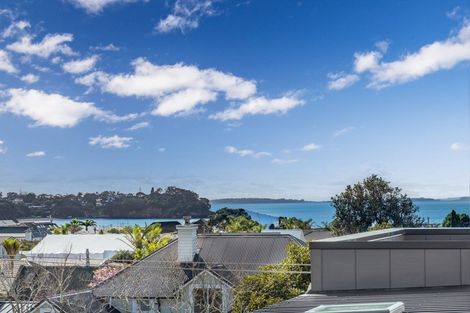 Photo of property in 16a Saltburn Road, Milford, Auckland, 0620