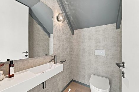 Photo of property in 183a Weston Road, St Albans, Christchurch, 8052