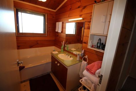 Photo of property in 28 Waitangi Place, Tokoroa, 3420