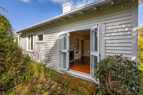 Photo of property in 176 Huatoki Street, Upper Vogeltown, New Plymouth, 4310