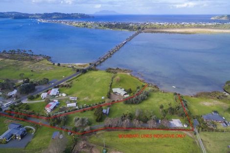 Photo of property in 324 Omaha Flats Road, Tawharanui Peninsula, Warkworth, 0986