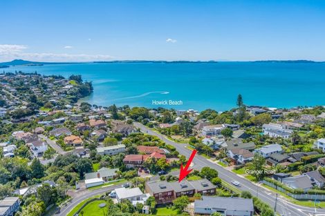 Photo of property in 4 Evelyn Road, Cockle Bay, Auckland, 2014