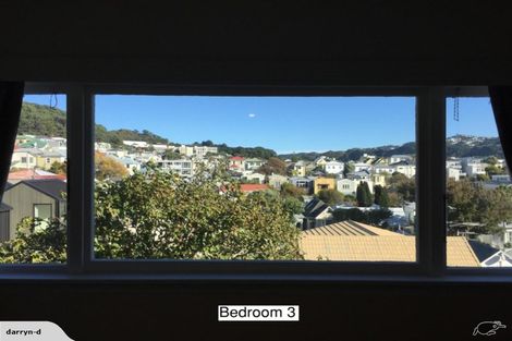 Photo of property in 4/7 Claremont Grove, Mount Victoria, Wellington, 6011