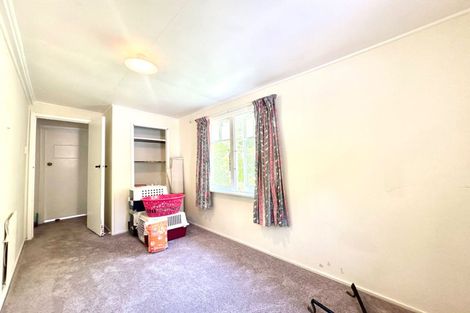 Photo of property in 65 Elmslie Road, Pinehaven, Upper Hutt, 5019