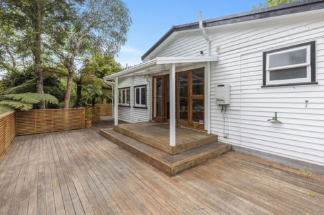 Photo of property in 560 Stokes Valley Road, Stokes Valley, Lower Hutt, 5019