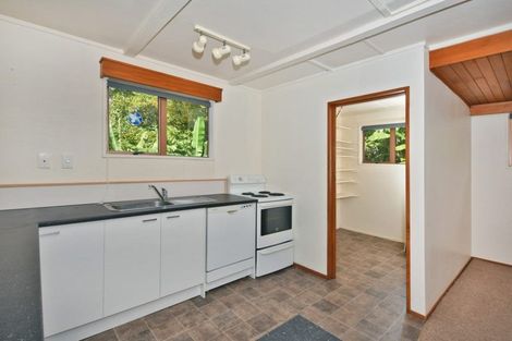 Photo of property in 15 Sherwood Road, Onerahi, Whangarei, 0110