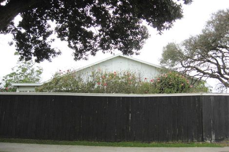 Photo of property in 121 Liverpool Street, College Estate, Whanganui, 4500