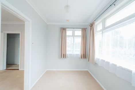 Photo of property in 27 Stanley Street, Levin, 5510