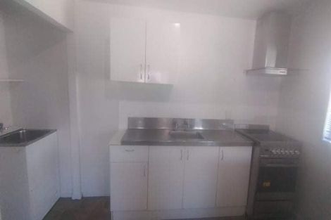 Photo of property in 39 Burbank Avenue, Manurewa, Auckland, 2102