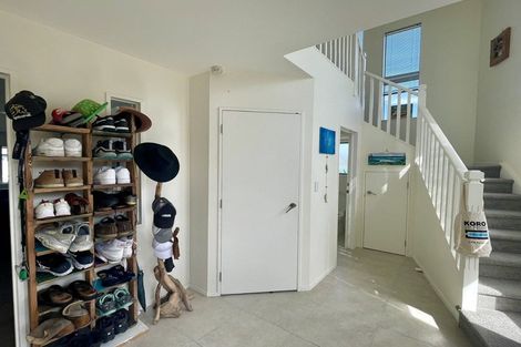 Photo of property in 121a Bruce Road, Glenfield, Auckland, 0629