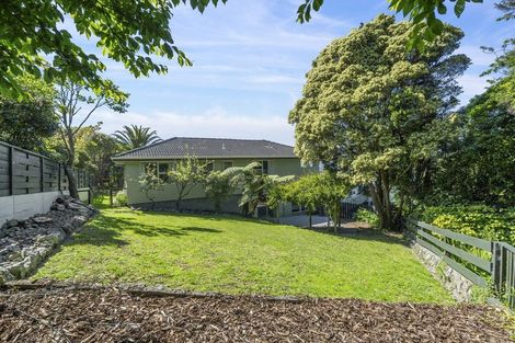 Photo of property in 28 Truro Road, Camborne, Porirua, 5026