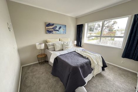 Photo of property in 209 Forrest Hill Road, Forrest Hill, Auckland, 0620