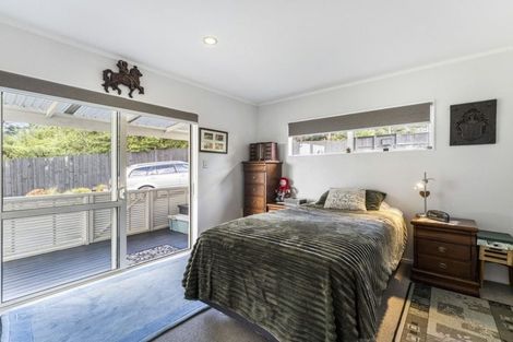 Photo of property in 23 Crows Road, Swanson, Auckland, 0614
