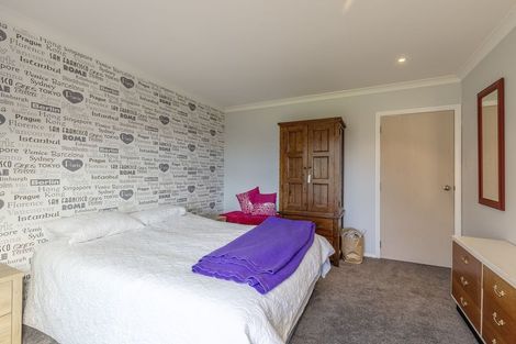 Photo of property in 31 Parerohi Grove, Kuratau, Turangi, 3381