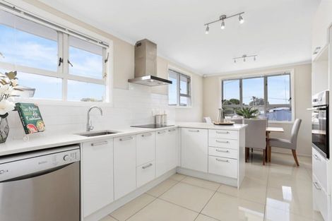 Photo of property in 19a Price Crescent, Mount Wellington, Auckland, 1060